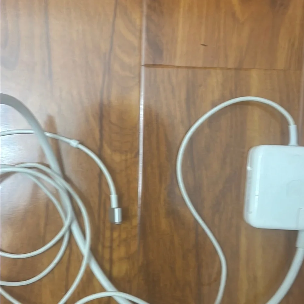 ❤️3 for $15! ❤️ Apple White Power Adapter Cable